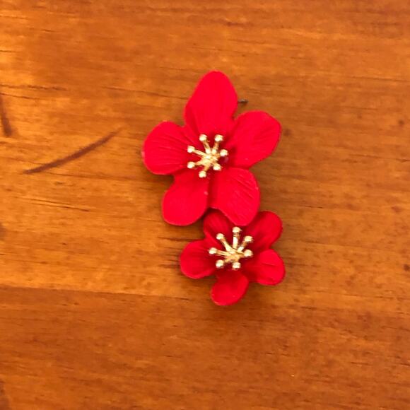 Boho Chic Hippie Red Hibiscus Tropical Pretty Flower Statement Post Earrings - Picture 6 of 8